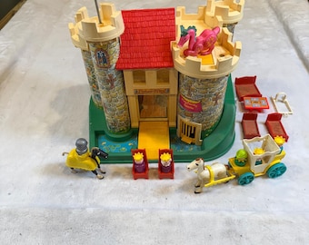 Vintage Fisher Price Play Family Castle 993 Little People Knights Dragon 1970s
