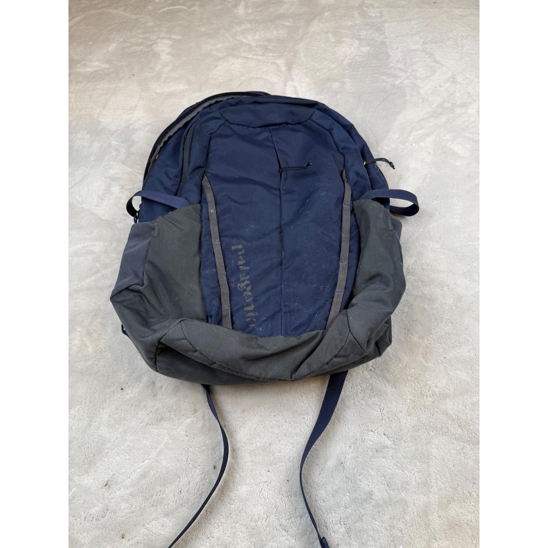 patagonia pitch blue backpack Women's Refugio Pack 26L Classic Navy and a narrower profile create a perfect fit for kids Patagonia Fieldsmith Roll Top Pack