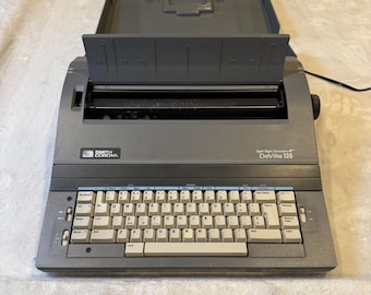 Máquina de escribir electrónica portátil Smith Corona DeVille 125, modelo gris Spell-Right
