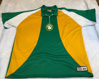 Camisa Majestic Hardwood Classics Boston Celtics para hombre, color verde y amarillo, con cremallera de un cuarto.
