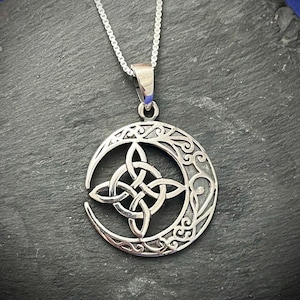 Witch&#39;s Knot Hexefus Magic Knot Celtic Pendant, Witch&#39;s Charm, Sterling Silver, Statement Necklace, Unique Pendant, Celtic Coven Jewelry
