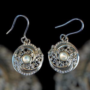 Elegant Mother of Pearl Earrings, Sterling Silver Twirl, Unique Design for Wedding, Anniversary or Valentine&#39;s Day Gift for Her
