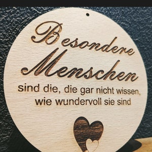 Holzscheibe Graviert / Besondere Menschen / Geschenk / Personalisiert / Geburtstag / Weihnachten