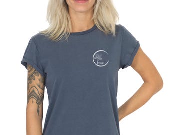 Women's Basic Logo Shirt "Circle" Washed Blue made of organic cotton / T-Shirt Organic Cotton Tree of Life