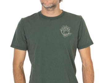 Organic Basic Logo t-shirt men made of organic cotton with chest motif "Olive" in Washed Green Color for everyday leisure and outdoor