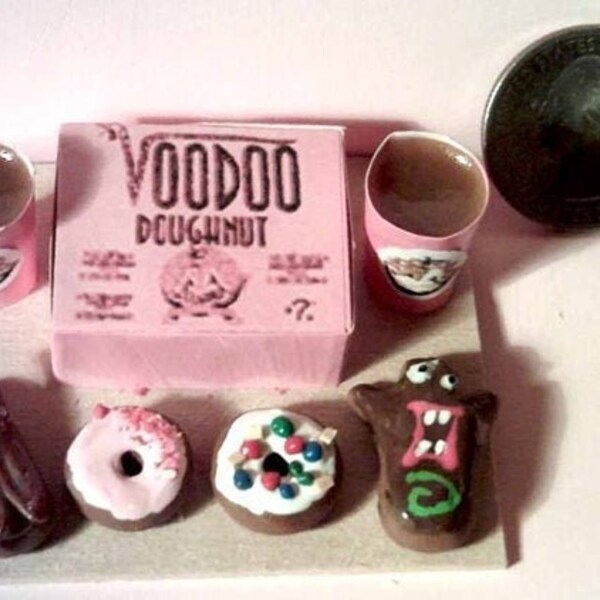 1/6th Scale Miniature Voodoo Donut Shop Set Photography Props 13" Doll Like Barbie