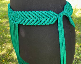 Green Macrame Belt: Boho Festival Style, Handmade Polyester Cord