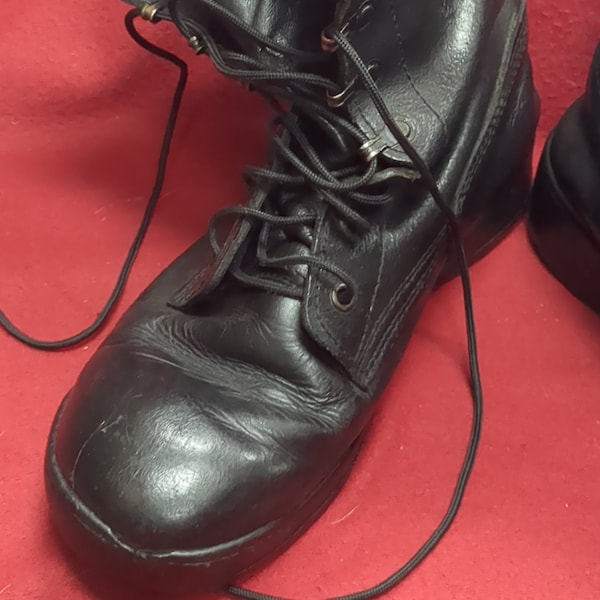 Eagle Pass 9W Regular Black Leather Boots (cb2-APR75)