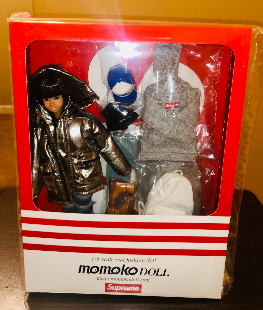 期間限定送料無料】【期間限定送料無料】Supreme Momoko DOLL モモコ