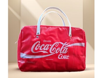 Coca-Cola années 1980 Made in Italy Gadgets Thermal Collection Outing Duffle Bag Marwell Milano Faux Cuir très bon état cadeau d'anniversaire des fans