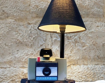 Vintage Polaroid Camera Desk Lamp Modern Design with Olive Wood Base and Original Black Lampshade from the 70s