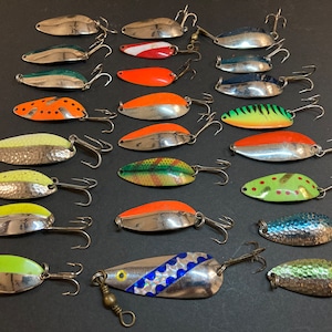 Old Fishing Tackle Lure Lot Vintage Trolling Casting Spoons Little Cleo  Mixed Walleye Trout Northern Pike Bait Great Colors 