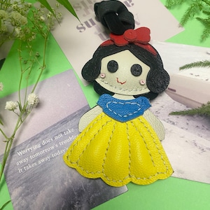 Snow White Charm ,Leather Bag Charm,hand leather kit,cute Handbag and Purse Charm,Princess Keychain,Leather Gift, Bag Charm for Handbag