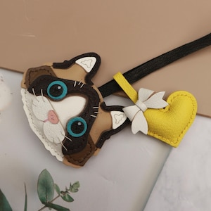Handmade Leather Cat Charm,Leather Bag Charm, Leather Handbag and Purse Charm, Cute Cat Keychain, book bag charm,Handmade car mirror charm