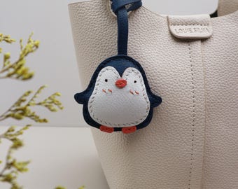 Leather Penguin Charm, Penguin Bag Charm,Cute Penguin Leather Handbag and Purse Charm,Animal Keychain,Leather Kit,Bag Charm for Handbag