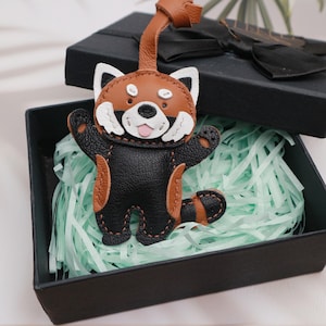 Ciondolo a forma di orso marrone in pelle fatto a mano, ciondolo per borsa in pelle, portachiavi con simpatico orso, ciondolo per borsa e borsetta in pelle, ciondolo a forma di orso, regalo con ciondolo portachiavi