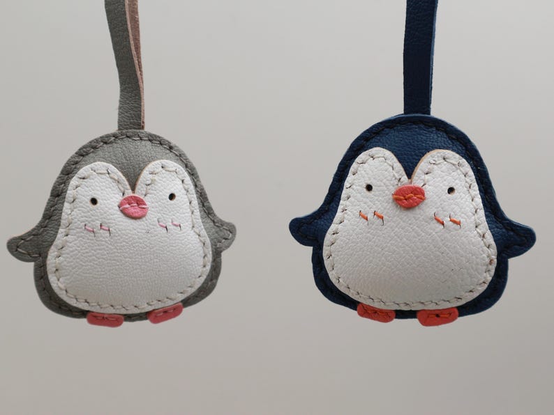 Dije de pingüino de cuero, dije de pingüino para bolso, lindo dije de pingüino para bolso y monedero de cuero, llavero de animal, kit de cuero, dije para bolso imagen 4