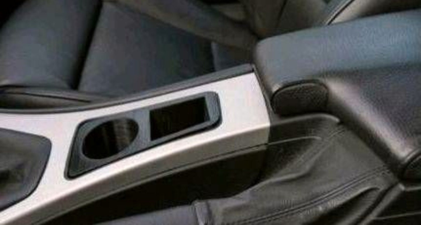 BMW E90 USB Ladegerät mit Getränkehalter einfache Installation  Mittelkonsole Ablagefach E91 E92 E93 Tuning M3 - .de