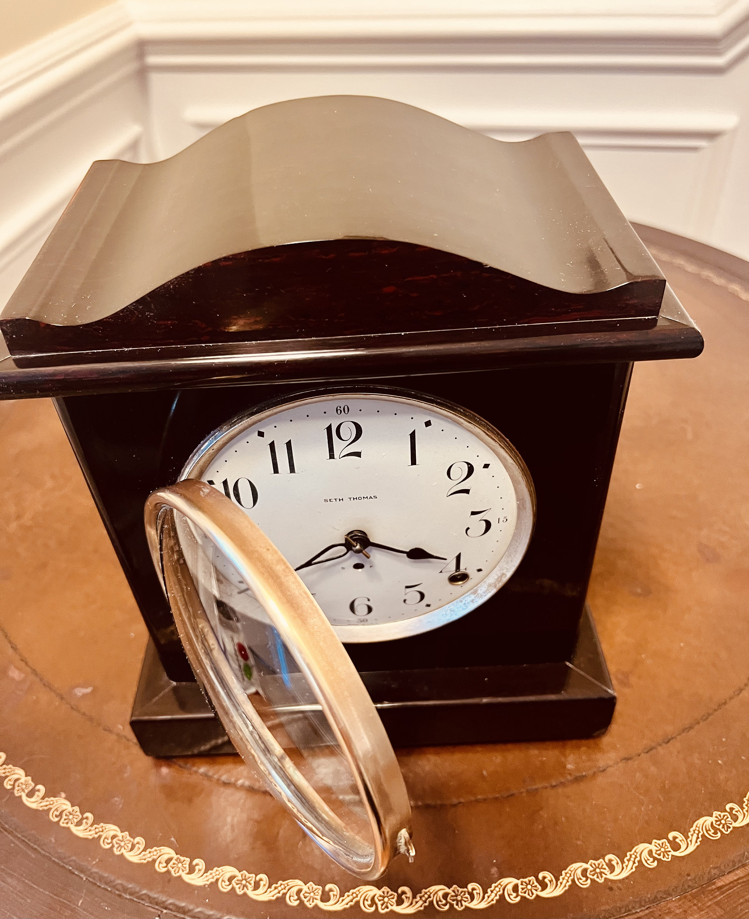 Antique Seth Thomas Adamantine Cherry Wood Finished Mantel Clock