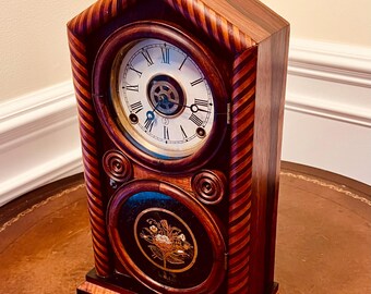 ✨【ヴィンテージスタイル】✨ Ｅ，I NGRAHAM八角柱時計（ジャンク）✨ Antique 1897 E. Ingraham Clock Co GINGERBREAD KITCHEN MANTEL CLOCK