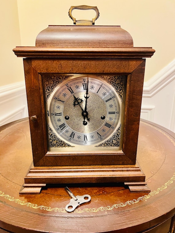Vintage Hamilton Wheatland Winding Westminster Chime Carriage