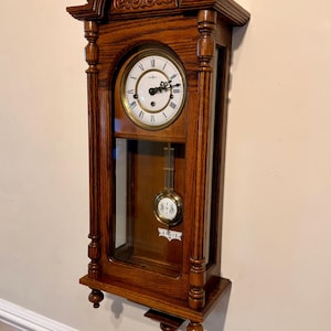 Vintage Howard Miller Westminster Chime Winding Wall Clock