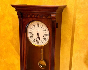 Vintage Howard Miller Octagon Wall Clock Chime Model 612-569 Wood