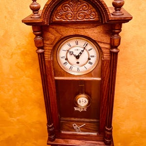 Vintage Howard Miller Westminster Chime Winding Wall Clock - Etsy