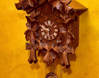 Vintage Anton Schneider 1-day Black Forest cuckoo clock