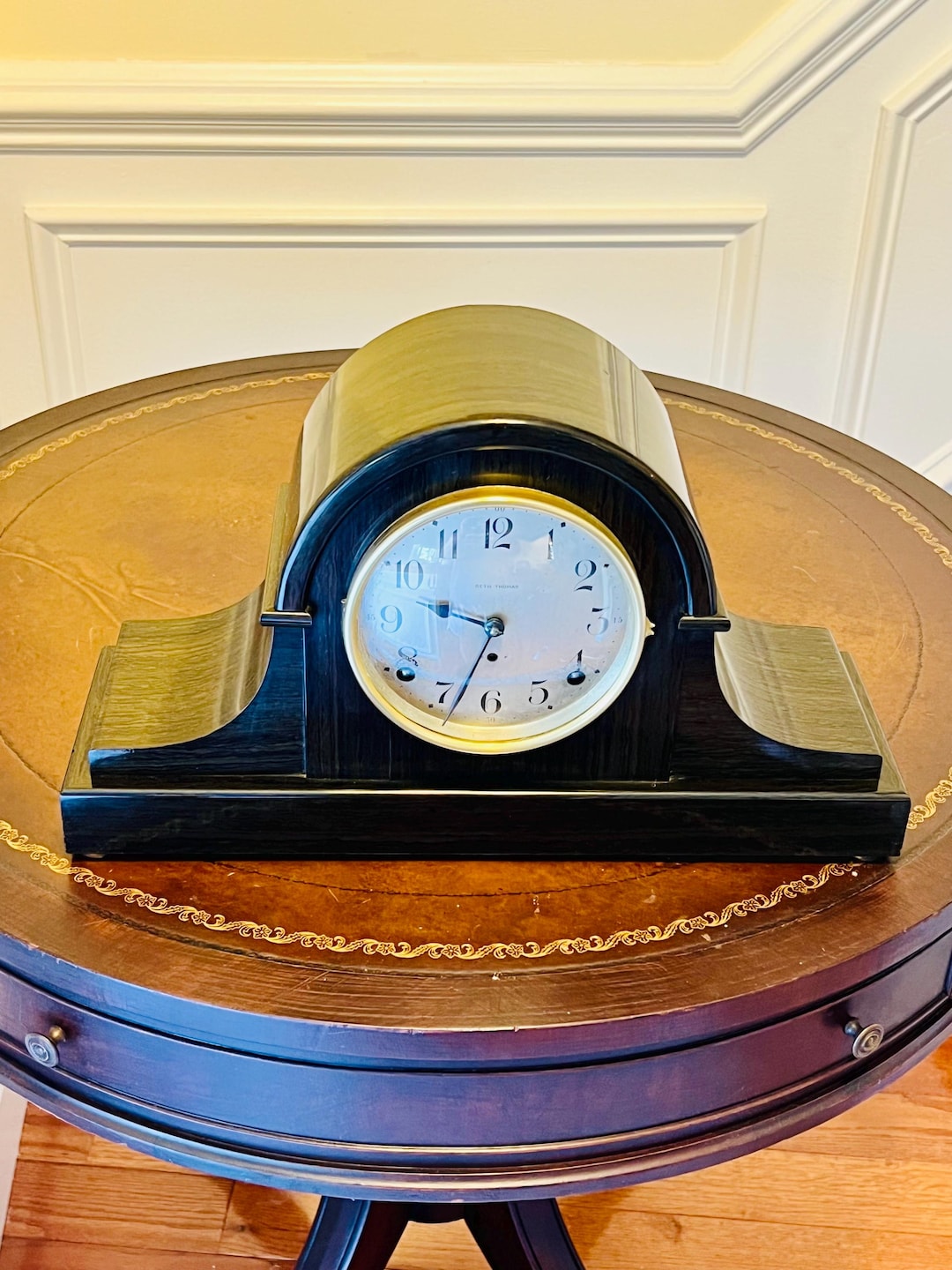 逸品　掛時計　ゼンマイ式　木彫り　アンティーク　跳ね馬　手巻き 逸品 掛時計 ゼンマイ式 木彫り アンティーク 跳ね馬 手巻き 逸品