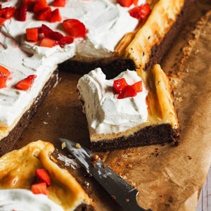 Strawberry Cheesecake Brownie
