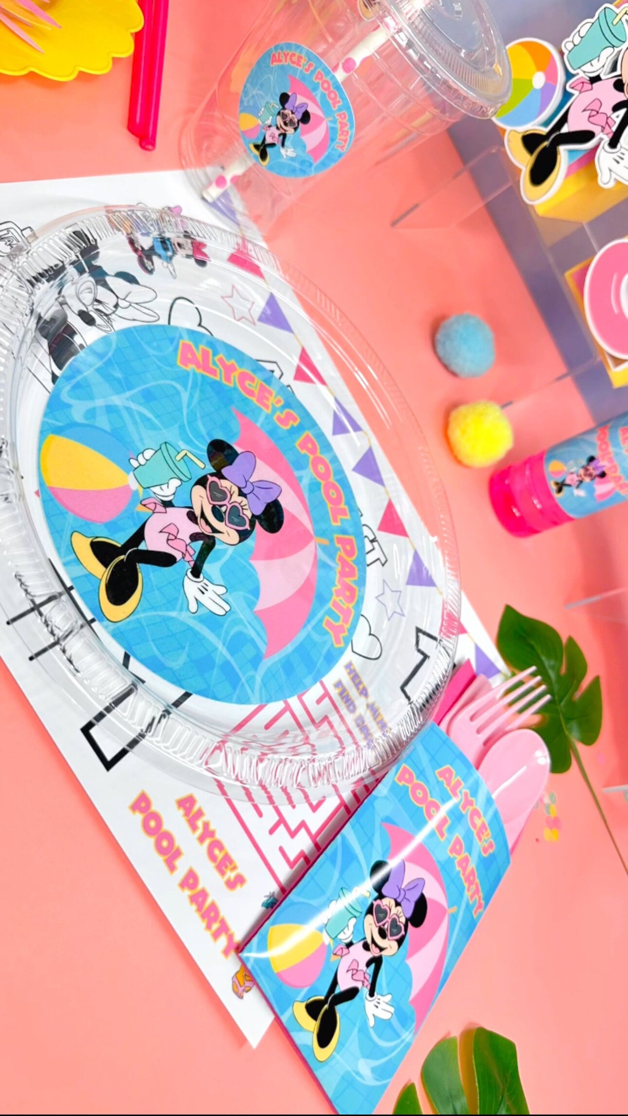 Minnie mouse Pool party custom plates Minnie mouse custom party decorations pool party custom plates Minnie Pool party