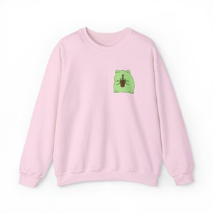 Adorable Chubby Frog Drinking Coffee Bubble Tea - Unisex Heavy Blend™ Crewneck Sweatshirt