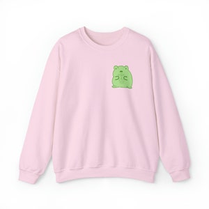 Cute Chubby Frog Drinking Bubble Tea - Unisex Heavy Blend™ Crewneck Sweatshirt