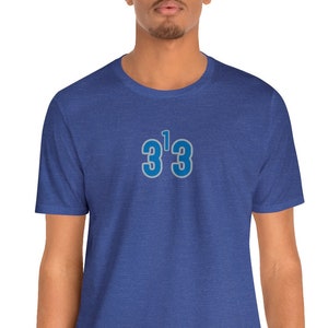 313 T-shirt, riktnummer t-shirt, 313, Detroit Michigan, TRE ETT TRE, (Blå siffror med silverkontur)