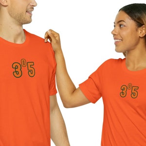 305 T-shirt, riktnummer t-shirt, 305, Miami, Miami-Dade, Florida, TRE OCH FEM, (orange siffror med grön kontur)