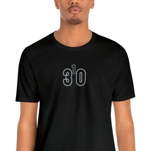 310 T-shirt, riktnummer t-shirt, 310, Los Angeles, Kalifornien, THREE ONE OH, (svarta siffror med silverfärgad kontur)