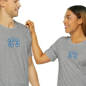 313 T-shirt, riktnummer t-shirt, 313, Detroit Michigan, TRE ETT TRE, (Blå siffror med silverkontur)