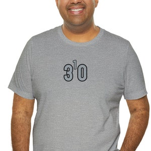 310 T-shirt, riktnummer t-shirt, 310, Los Angeles, Kalifornien, THREE ONE OH, (silverfärgade siffror med svart kontur)