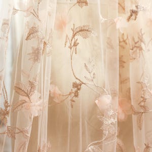 KORA | Blush Pink 3D flower veil, garden wedding, long veil, statement veil, outdoor wedding, embroidery floral veil, long veil, colour veil