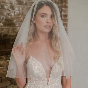 LULU | Sheer, classic, drop veil, minimalist veil with blusher, soft Italian tulle, ivory 2 tiers, fingertip length