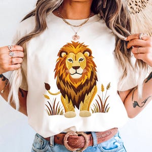 Comfort Colors Lion Shirt Boho Cottagecore Embroidered Look Tshirt Vintage Lion Shirt, Mama Gift Shirt Gift for Cat Lovers