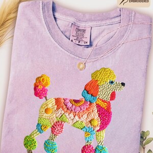 Maglietta con stampa a forma di barboncino Comfort Colors, maglietta con ricamo stampato, maglietta con mamma barboncino carina immagine 5