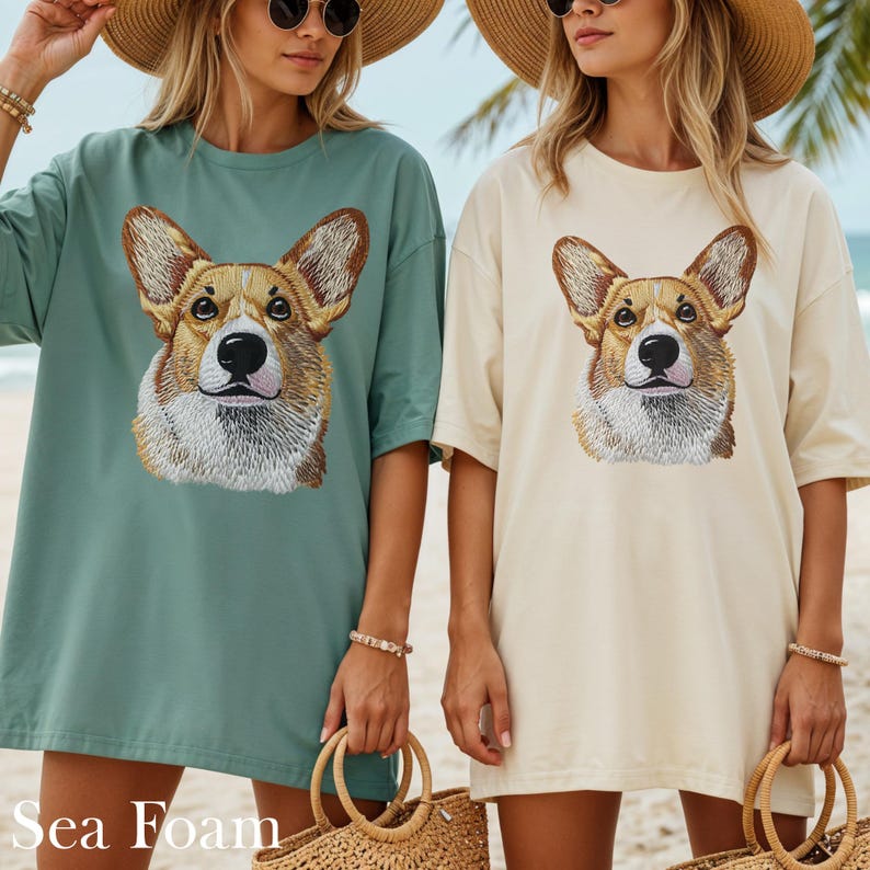 Komfort Farben Corgis Shirt, gedruckter bestickter Look, Corgis Mama Shirt, Hundemutter Tshirt, Hundeliebhaber Geschenk, Corgis Liebhaber T-Shirt Bild 9