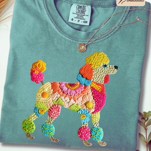 Maglietta con stampa a forma di barboncino Comfort Colors, maglietta con ricamo stampato, maglietta con mamma barboncino carina immagine 13