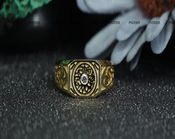 Vintage Sun Signet Ring, Gold Engraved Statement Ring, Minimalist Celestial Jewelry Gift for Men & Women