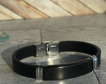 Sophisticated Men&#39;s Stainless Steel Bracelet,  Retro Style Titanium Steel Men&#39;s Leather Bracelet