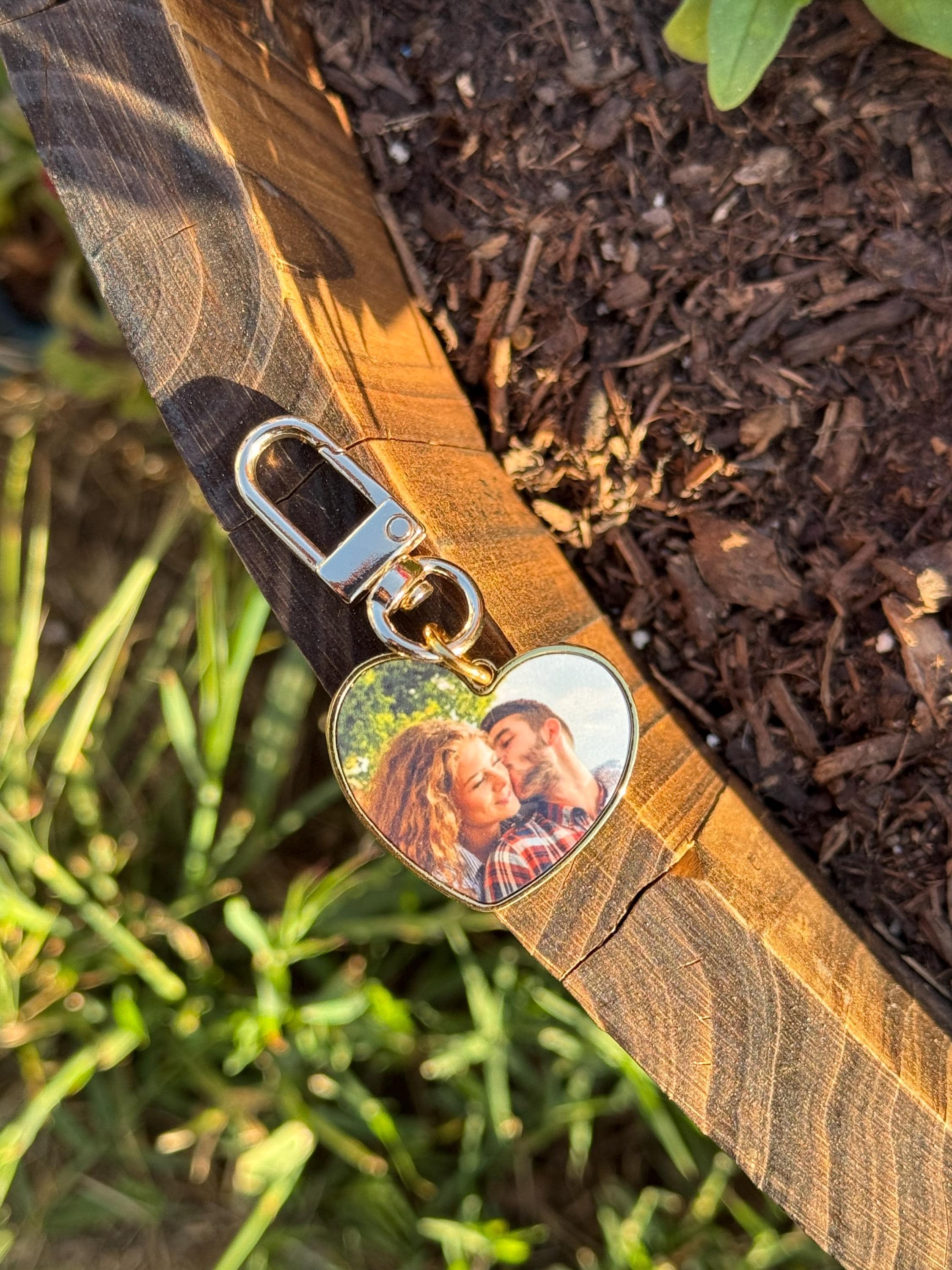 Personalized Keychain with Photo – Custom Picture Heart and Circle Key Ring Gift for Couples, Family, Pets
