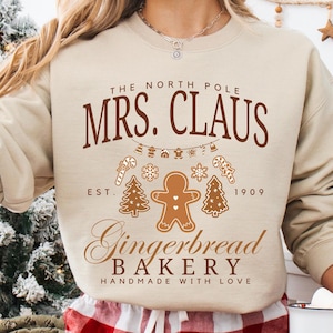 Gingerbread Sweatshirt, Gingerbread Bakery Sweater, Gingerbread Shirt, Trendy Christmas Sweatshirt for Women, Vintage Christmas Sweater Xmas