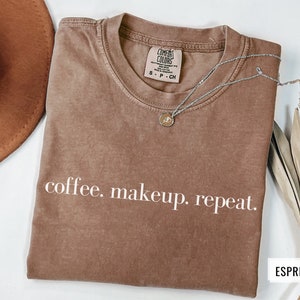 Makeup Artist Shirt, MUA Shirt, Gift for Makeup Artist, MUA Gift, Cosmetologist Shirt, Cosmetologist Gift, MUA Oversized Tee, Comfort Colors